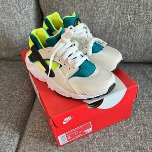 Nike Huarache Run 6Y (GS)